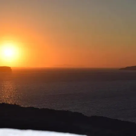 فيلة Hemera On Santorini *