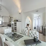 ヴィラ Hemera On Santorini Akrotírion