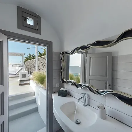 Hemera On Santorini Villa