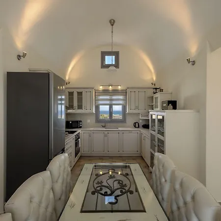 Hemera On Santorini Villa Akrotírion