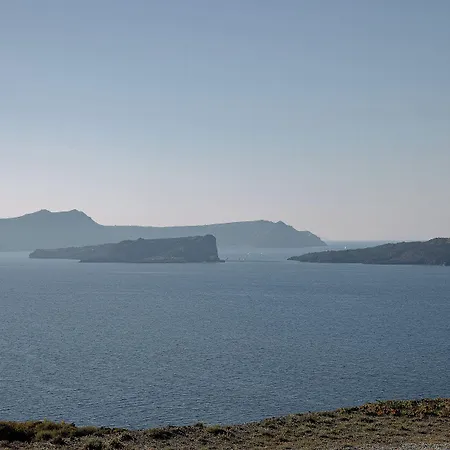 Hemera On Santorini Akrotírion