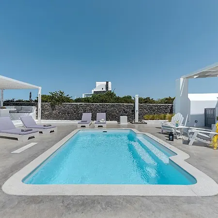 Willa Hemera On Santorini *