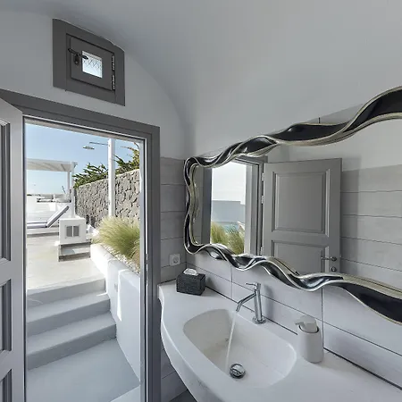 Hemera On Santorini Akrotírion