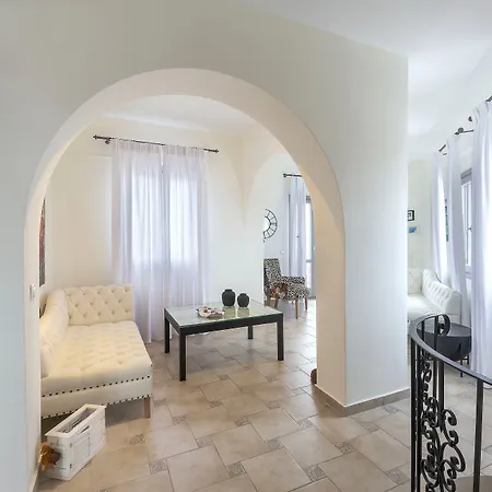 Hemera On Santorini Akrotírion