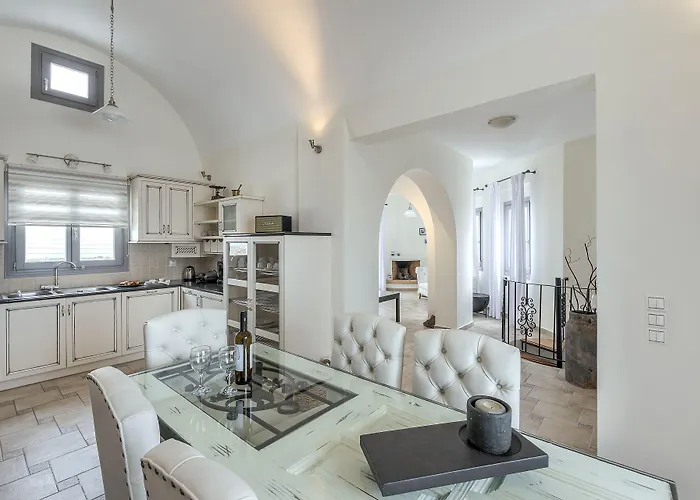 Villa Hemera On Santorini Akrotírion