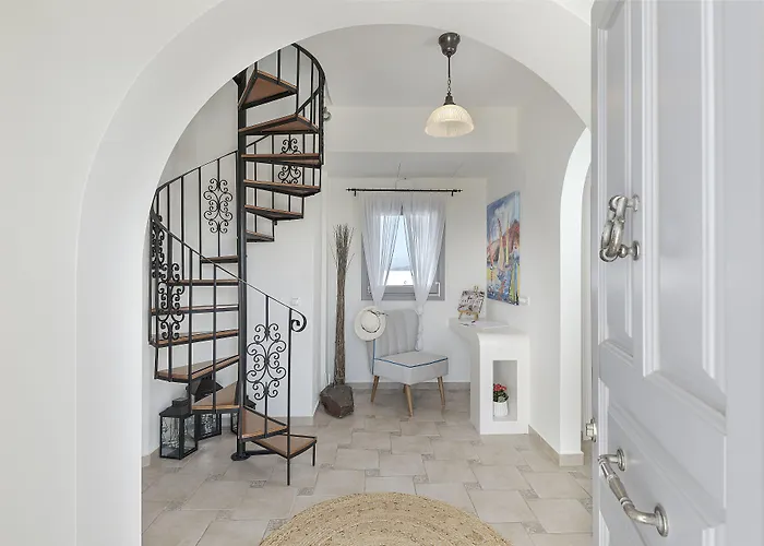 Hemera On Santorini Akrotírion