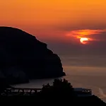 Hemera On Santorini Villa *